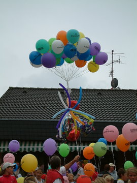 Bild 68 - 2004